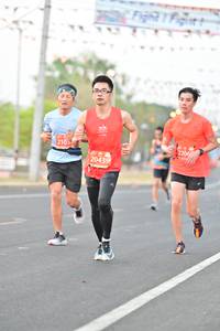 BIB: 2105, 2206, 20439
                            <button type="button" onclick="openModal(10736160)" class="btn btn-primary btn-sm float-right btn-popup" data-toggle="modal" data-target=".modal-high-quality">
                        <i class="fas fa-shopping-cart"></i> Add to Cart
                    </button>
                                            <button type="button" onclick="isThisMe(10736160, true)" class="btn btn-success btn-sm float-right btn-popup btn-isme hidden" data-toggle="tooltip" data-placement="bottom" title="นี่คือรูปของคุณใช่ไหม คลิกที่นี่เพื่อเอาเข้าอัลบั้ม">
                        <i class="fas fa-plus"></i> Add to album
                    </button>
                    <button type="button" onclick="isThisMe(10736160, false)" class="btn btn-warning btn-sm float-right btn-popup btn-isnotme hidden">
                        <i class="fas fa-ban"></i> Remove from album
                    </button>