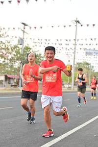 BIB: 82921, 21635
                            <button type="button" onclick="openModal(10899701)" class="btn btn-primary btn-sm float-right btn-popup" data-toggle="modal" data-target=".modal-high-quality">
                        <i class="fas fa-shopping-cart"></i> Add to Cart
                    </button>
                                            <button type="button" onclick="isThisMe(10899701, true)" class="btn btn-success btn-sm float-right btn-popup btn-isme hidden" data-toggle="tooltip" data-placement="bottom" title="นี่คือรูปของคุณใช่ไหม คลิกที่นี่เพื่อเอาเข้าอัลบั้ม">
                        <i class="fas fa-plus"></i> Add to album
                    </button>
                    <button type="button" onclick="isThisMe(10899701, false)" class="btn btn-warning btn-sm float-right btn-popup btn-isnotme hidden">
                        <i class="fas fa-ban"></i> Remove from album
                    </button>