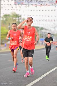 BIB: 26941, 27272
                            <button type="button" onclick="openModal(10894022)" class="btn btn-primary btn-sm float-right btn-popup" data-toggle="modal" data-target=".modal-high-quality">
                        <i class="fas fa-shopping-cart"></i> Add to Cart
                    </button>
                                            <button type="button" onclick="isThisMe(10894022, true)" class="btn btn-success btn-sm float-right btn-popup btn-isme hidden" data-toggle="tooltip" data-placement="bottom" title="นี่คือรูปของคุณใช่ไหม คลิกที่นี่เพื่อเอาเข้าอัลบั้ม">
                        <i class="fas fa-plus"></i> Add to album
                    </button>
                    <button type="button" onclick="isThisMe(10894022, false)" class="btn btn-warning btn-sm float-right btn-popup btn-isnotme hidden">
                        <i class="fas fa-ban"></i> Remove from album
                    </button>
