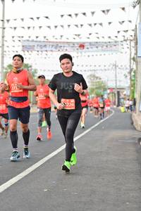 BIB: 
                            <button type="button" onclick="openModal(10895576)" class="btn btn-primary btn-sm float-right btn-popup" data-toggle="modal" data-target=".modal-high-quality">
                        <i class="fas fa-shopping-cart"></i> Add to Cart
                    </button>
                                            <button type="button" onclick="isThisMe(10895576, true)" class="btn btn-success btn-sm float-right btn-popup btn-isme hidden" data-toggle="tooltip" data-placement="bottom" title="นี่คือรูปของคุณใช่ไหม คลิกที่นี่เพื่อเอาเข้าอัลบั้ม">
                        <i class="fas fa-plus"></i> Add to album
                    </button>
                    <button type="button" onclick="isThisMe(10895576, false)" class="btn btn-warning btn-sm float-right btn-popup btn-isnotme hidden">
                        <i class="fas fa-ban"></i> Remove from album
                    </button>