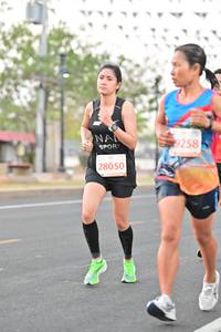 BIB: 9258, 28050
                            <button type="button" onclick="openModal(10701119)" class="btn btn-primary btn-sm float-right btn-popup" data-toggle="modal" data-target=".modal-high-quality">
                        <i class="fas fa-shopping-cart"></i> Add to Cart
                    </button>
                                            <button type="button" onclick="isThisMe(10701119, true)" class="btn btn-success btn-sm float-right btn-popup btn-isme hidden" data-toggle="tooltip" data-placement="bottom" title="นี่คือรูปของคุณใช่ไหม คลิกที่นี่เพื่อเอาเข้าอัลบั้ม">
                        <i class="fas fa-plus"></i> Add to album
                    </button>
                    <button type="button" onclick="isThisMe(10701119, false)" class="btn btn-warning btn-sm float-right btn-popup btn-isnotme hidden">
                        <i class="fas fa-ban"></i> Remove from album
                    </button>