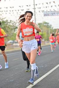 BIB: 28091
                            <button type="button" onclick="openModal(10875554)" class="btn btn-primary btn-sm float-right btn-popup" data-toggle="modal" data-target=".modal-high-quality">
                        <i class="fas fa-shopping-cart"></i> Add to Cart
                    </button>
                                            <button type="button" onclick="isThisMe(10875554, true)" class="btn btn-success btn-sm float-right btn-popup btn-isme hidden" data-toggle="tooltip" data-placement="bottom" title="นี่คือรูปของคุณใช่ไหม คลิกที่นี่เพื่อเอาเข้าอัลบั้ม">
                        <i class="fas fa-plus"></i> Add to album
                    </button>
                    <button type="button" onclick="isThisMe(10875554, false)" class="btn btn-warning btn-sm float-right btn-popup btn-isnotme hidden">
                        <i class="fas fa-ban"></i> Remove from album
                    </button>