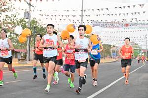 BIB: 29152, 25739
                            <button type="button" onclick="openModal(10673990)" class="btn btn-primary btn-sm float-right btn-popup" data-toggle="modal" data-target=".modal-high-quality">
                        <i class="fas fa-shopping-cart"></i> Add to Cart
                    </button>
                                            <button type="button" onclick="isThisMe(10673990, true)" class="btn btn-success btn-sm float-right btn-popup btn-isme hidden" data-toggle="tooltip" data-placement="bottom" title="นี่คือรูปของคุณใช่ไหม คลิกที่นี่เพื่อเอาเข้าอัลบั้ม">
                        <i class="fas fa-plus"></i> Add to album
                    </button>
                    <button type="button" onclick="isThisMe(10673990, false)" class="btn btn-warning btn-sm float-right btn-popup btn-isnotme hidden">
                        <i class="fas fa-ban"></i> Remove from album
                    </button>