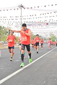 BIB: 20149
                            <button type="button" onclick="openModal(10799741)" class="btn btn-primary btn-sm float-right btn-popup" data-toggle="modal" data-target=".modal-high-quality">
                        <i class="fas fa-shopping-cart"></i> Add to Cart
                    </button>
                                            <button type="button" onclick="isThisMe(10799741, true)" class="btn btn-success btn-sm float-right btn-popup btn-isme hidden" data-toggle="tooltip" data-placement="bottom" title="นี่คือรูปของคุณใช่ไหม คลิกที่นี่เพื่อเอาเข้าอัลบั้ม">
                        <i class="fas fa-plus"></i> Add to album
                    </button>
                    <button type="button" onclick="isThisMe(10799741, false)" class="btn btn-warning btn-sm float-right btn-popup btn-isnotme hidden">
                        <i class="fas fa-ban"></i> Remove from album
                    </button>