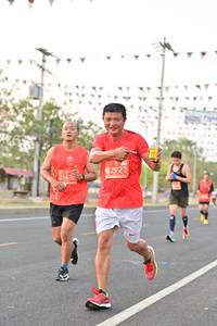 BIB: 82921, 21635
                            <button type="button" onclick="openModal(10899488)" class="btn btn-primary btn-sm float-right btn-popup" data-toggle="modal" data-target=".modal-high-quality">
                        <i class="fas fa-shopping-cart"></i> Add to Cart
                    </button>
                                            <button type="button" onclick="isThisMe(10899488, true)" class="btn btn-success btn-sm float-right btn-popup btn-isme hidden" data-toggle="tooltip" data-placement="bottom" title="นี่คือรูปของคุณใช่ไหม คลิกที่นี่เพื่อเอาเข้าอัลบั้ม">
                        <i class="fas fa-plus"></i> Add to album
                    </button>
                    <button type="button" onclick="isThisMe(10899488, false)" class="btn btn-warning btn-sm float-right btn-popup btn-isnotme hidden">
                        <i class="fas fa-ban"></i> Remove from album
                    </button>