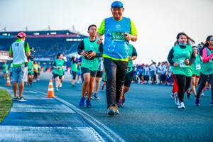 BIB: 51615
                            <button type="button" onclick="openModal(10561754)" class="btn btn-primary btn-sm float-right btn-popup" data-toggle="modal" data-target=".modal-high-quality">
                        <i class="fas fa-shopping-cart"></i> Add to Cart
                    </button>
                                            <button type="button" onclick="isThisMe(10561754, true)" class="btn btn-success btn-sm float-right btn-popup btn-isme hidden" data-toggle="tooltip" data-placement="bottom" title="นี่คือรูปของคุณใช่ไหม คลิกที่นี่เพื่อเอาเข้าอัลบั้ม">
                        <i class="fas fa-plus"></i> Add to album
                    </button>
                    <button type="button" onclick="isThisMe(10561754, false)" class="btn btn-warning btn-sm float-right btn-popup btn-isnotme hidden">
                        <i class="fas fa-ban"></i> Remove from album
                    </button>