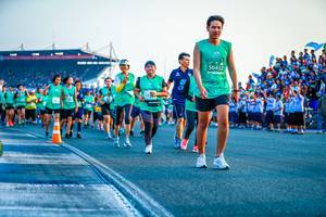 BIB: 50432
                            <button type="button" onclick="openModal(10560680)" class="btn btn-primary btn-sm float-right btn-popup" data-toggle="modal" data-target=".modal-high-quality">
                        <i class="fas fa-shopping-cart"></i> Add to Cart
                    </button>
                                            <button type="button" onclick="isThisMe(10560680, true)" class="btn btn-success btn-sm float-right btn-popup btn-isme hidden" data-toggle="tooltip" data-placement="bottom" title="นี่คือรูปของคุณใช่ไหม คลิกที่นี่เพื่อเอาเข้าอัลบั้ม">
                        <i class="fas fa-plus"></i> Add to album
                    </button>
                    <button type="button" onclick="isThisMe(10560680, false)" class="btn btn-warning btn-sm float-right btn-popup btn-isnotme hidden">
                        <i class="fas fa-ban"></i> Remove from album
                    </button>