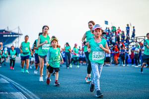 BIB: 5234, 52263, 51524
                            <button type="button" onclick="openModal(10562827)" class="btn btn-primary btn-sm float-right btn-popup" data-toggle="modal" data-target=".modal-high-quality">
                        <i class="fas fa-shopping-cart"></i> Add to Cart
                    </button>
                                            <button type="button" onclick="isThisMe(10562827, true)" class="btn btn-success btn-sm float-right btn-popup btn-isme hidden" data-toggle="tooltip" data-placement="bottom" title="นี่คือรูปของคุณใช่ไหม คลิกที่นี่เพื่อเอาเข้าอัลบั้ม">
                        <i class="fas fa-plus"></i> Add to album
                    </button>
                    <button type="button" onclick="isThisMe(10562827, false)" class="btn btn-warning btn-sm float-right btn-popup btn-isnotme hidden">
                        <i class="fas fa-ban"></i> Remove from album
                    </button>