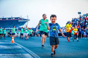 BIB: 
                            <button type="button" onclick="openModal(10563887)" class="btn btn-primary btn-sm float-right btn-popup" data-toggle="modal" data-target=".modal-high-quality">
                        <i class="fas fa-shopping-cart"></i> Add to Cart
                    </button>
                                            <button type="button" onclick="isThisMe(10563887, true)" class="btn btn-success btn-sm float-right btn-popup btn-isme hidden" data-toggle="tooltip" data-placement="bottom" title="นี่คือรูปของคุณใช่ไหม คลิกที่นี่เพื่อเอาเข้าอัลบั้ม">
                        <i class="fas fa-plus"></i> Add to album
                    </button>
                    <button type="button" onclick="isThisMe(10563887, false)" class="btn btn-warning btn-sm float-right btn-popup btn-isnotme hidden">
                        <i class="fas fa-ban"></i> Remove from album
                    </button>