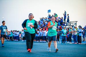 BIB: 1256
                            <button type="button" onclick="openModal(10563374)" class="btn btn-primary btn-sm float-right btn-popup" data-toggle="modal" data-target=".modal-high-quality">
                        <i class="fas fa-shopping-cart"></i> Add to Cart
                    </button>
                                            <button type="button" onclick="isThisMe(10563374, true)" class="btn btn-success btn-sm float-right btn-popup btn-isme hidden" data-toggle="tooltip" data-placement="bottom" title="นี่คือรูปของคุณใช่ไหม คลิกที่นี่เพื่อเอาเข้าอัลบั้ม">
                        <i class="fas fa-plus"></i> Add to album
                    </button>
                    <button type="button" onclick="isThisMe(10563374, false)" class="btn btn-warning btn-sm float-right btn-popup btn-isnotme hidden">
                        <i class="fas fa-ban"></i> Remove from album
                    </button>