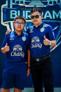 BIB: 
                            <button type="button" onclick="openModal(10547996)" class="btn btn-primary btn-sm float-right btn-popup" data-toggle="modal" data-target=".modal-high-quality">
                        <i class="fas fa-shopping-cart"></i> Add to Cart
                    </button>
                                            <button type="button" onclick="isThisMe(10547996, true)" class="btn btn-success btn-sm float-right btn-popup btn-isme hidden" data-toggle="tooltip" data-placement="bottom" title="นี่คือรูปของคุณใช่ไหม คลิกที่นี่เพื่อเอาเข้าอัลบั้ม">
                        <i class="fas fa-plus"></i> Add to album
                    </button>
                    <button type="button" onclick="isThisMe(10547996, false)" class="btn btn-warning btn-sm float-right btn-popup btn-isnotme hidden">
                        <i class="fas fa-ban"></i> Remove from album
                    </button>