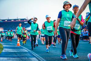 BIB: 52390, 52847, 73050
                            <button type="button" onclick="openModal(10562117)" class="btn btn-primary btn-sm float-right btn-popup" data-toggle="modal" data-target=".modal-high-quality">
                        <i class="fas fa-shopping-cart"></i> Add to Cart
                    </button>
                                            <button type="button" onclick="isThisMe(10562117, true)" class="btn btn-success btn-sm float-right btn-popup btn-isme hidden" data-toggle="tooltip" data-placement="bottom" title="นี่คือรูปของคุณใช่ไหม คลิกที่นี่เพื่อเอาเข้าอัลบั้ม">
                        <i class="fas fa-plus"></i> Add to album
                    </button>
                    <button type="button" onclick="isThisMe(10562117, false)" class="btn btn-warning btn-sm float-right btn-popup btn-isnotme hidden">
                        <i class="fas fa-ban"></i> Remove from album
                    </button>