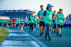 BIB: 5085, 5115
                            <button type="button" onclick="openModal(10560548)" class="btn btn-primary btn-sm float-right btn-popup" data-toggle="modal" data-target=".modal-high-quality">
                        <i class="fas fa-shopping-cart"></i> Add to Cart
                    </button>
                                            <button type="button" onclick="isThisMe(10560548, true)" class="btn btn-success btn-sm float-right btn-popup btn-isme hidden" data-toggle="tooltip" data-placement="bottom" title="นี่คือรูปของคุณใช่ไหม คลิกที่นี่เพื่อเอาเข้าอัลบั้ม">
                        <i class="fas fa-plus"></i> Add to album
                    </button>
                    <button type="button" onclick="isThisMe(10560548, false)" class="btn btn-warning btn-sm float-right btn-popup btn-isnotme hidden">
                        <i class="fas fa-ban"></i> Remove from album
                    </button>