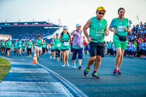 BIB: 5332, 50284
                            <button type="button" onclick="openModal(10559095)" class="btn btn-primary btn-sm float-right btn-popup" data-toggle="modal" data-target=".modal-high-quality">
                        <i class="fas fa-shopping-cart"></i> Add to Cart
                    </button>
                                            <button type="button" onclick="isThisMe(10559095, true)" class="btn btn-success btn-sm float-right btn-popup btn-isme hidden" data-toggle="tooltip" data-placement="bottom" title="นี่คือรูปของคุณใช่ไหม คลิกที่นี่เพื่อเอาเข้าอัลบั้ม">
                        <i class="fas fa-plus"></i> Add to album
                    </button>
                    <button type="button" onclick="isThisMe(10559095, false)" class="btn btn-warning btn-sm float-right btn-popup btn-isnotme hidden">
                        <i class="fas fa-ban"></i> Remove from album
                    </button>