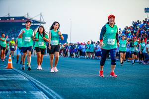 BIB: 5306, 53179, 52300, 332
                            <button type="button" onclick="openModal(10561564)" class="btn btn-primary btn-sm float-right btn-popup" data-toggle="modal" data-target=".modal-high-quality">
                        <i class="fas fa-shopping-cart"></i> Add to Cart
                    </button>
                                            <button type="button" onclick="isThisMe(10561564, true)" class="btn btn-success btn-sm float-right btn-popup btn-isme hidden" data-toggle="tooltip" data-placement="bottom" title="นี่คือรูปของคุณใช่ไหม คลิกที่นี่เพื่อเอาเข้าอัลบั้ม">
                        <i class="fas fa-plus"></i> Add to album
                    </button>
                    <button type="button" onclick="isThisMe(10561564, false)" class="btn btn-warning btn-sm float-right btn-popup btn-isnotme hidden">
                        <i class="fas fa-ban"></i> Remove from album
                    </button>