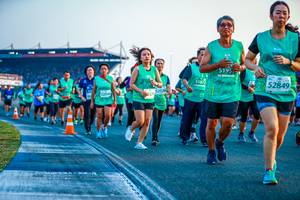 BIB: 5195, 52849, 51877
                            <button type="button" onclick="openModal(10561438)" class="btn btn-primary btn-sm float-right btn-popup" data-toggle="modal" data-target=".modal-high-quality">
                        <i class="fas fa-shopping-cart"></i> Add to Cart
                    </button>
                                            <button type="button" onclick="isThisMe(10561438, true)" class="btn btn-success btn-sm float-right btn-popup btn-isme hidden" data-toggle="tooltip" data-placement="bottom" title="นี่คือรูปของคุณใช่ไหม คลิกที่นี่เพื่อเอาเข้าอัลบั้ม">
                        <i class="fas fa-plus"></i> Add to album
                    </button>
                    <button type="button" onclick="isThisMe(10561438, false)" class="btn btn-warning btn-sm float-right btn-popup btn-isnotme hidden">
                        <i class="fas fa-ban"></i> Remove from album
                    </button>