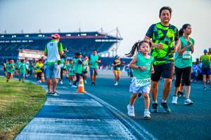 BIB: 509, 50504
                            <button type="button" onclick="openModal(10561676)" class="btn btn-primary btn-sm float-right btn-popup" data-toggle="modal" data-target=".modal-high-quality">
                        <i class="fas fa-shopping-cart"></i> Add to Cart
                    </button>
                                            <button type="button" onclick="isThisMe(10561676, true)" class="btn btn-success btn-sm float-right btn-popup btn-isme hidden" data-toggle="tooltip" data-placement="bottom" title="นี่คือรูปของคุณใช่ไหม คลิกที่นี่เพื่อเอาเข้าอัลบั้ม">
                        <i class="fas fa-plus"></i> Add to album
                    </button>
                    <button type="button" onclick="isThisMe(10561676, false)" class="btn btn-warning btn-sm float-right btn-popup btn-isnotme hidden">
                        <i class="fas fa-ban"></i> Remove from album
                    </button>