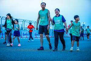 BIB: 51882, 53162, 51543
                            <button type="button" onclick="openModal(10568727)" class="btn btn-primary btn-sm float-right btn-popup" data-toggle="modal" data-target=".modal-high-quality">
                        <i class="fas fa-shopping-cart"></i> Add to Cart
                    </button>
                                            <button type="button" onclick="isThisMe(10568727, true)" class="btn btn-success btn-sm float-right btn-popup btn-isme hidden" data-toggle="tooltip" data-placement="bottom" title="นี่คือรูปของคุณใช่ไหม คลิกที่นี่เพื่อเอาเข้าอัลบั้ม">
                        <i class="fas fa-plus"></i> Add to album
                    </button>
                    <button type="button" onclick="isThisMe(10568727, false)" class="btn btn-warning btn-sm float-right btn-popup btn-isnotme hidden">
                        <i class="fas fa-ban"></i> Remove from album
                    </button>