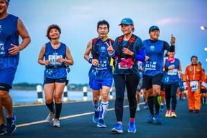 BIB: 4336, 83106, 2164
                            <button type="button" onclick="openModal(11076940)" class="btn btn-primary btn-sm float-right btn-popup" data-toggle="modal" data-target=".modal-high-quality">
                        <i class="fas fa-shopping-cart"></i> Add to Cart
                    </button>
                                            <button type="button" onclick="isThisMe(11076940, true)" class="btn btn-success btn-sm float-right btn-popup btn-isme hidden" data-toggle="tooltip" data-placement="bottom" title="นี่คือรูปของคุณใช่ไหม คลิกที่นี่เพื่อเอาเข้าอัลบั้ม">
                        <i class="fas fa-plus"></i> Add to album
                    </button>
                    <button type="button" onclick="isThisMe(11076940, false)" class="btn btn-warning btn-sm float-right btn-popup btn-isnotme hidden">
                        <i class="fas fa-ban"></i> Remove from album
                    </button>