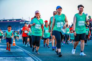 BIB: 53173, 53273, 51250, 512, 118
                            <button type="button" onclick="openModal(10562748)" class="btn btn-primary btn-sm float-right btn-popup" data-toggle="modal" data-target=".modal-high-quality">
                        <i class="fas fa-shopping-cart"></i> Add to Cart
                    </button>
                                            <button type="button" onclick="isThisMe(10562748, true)" class="btn btn-success btn-sm float-right btn-popup btn-isme hidden" data-toggle="tooltip" data-placement="bottom" title="นี่คือรูปของคุณใช่ไหม คลิกที่นี่เพื่อเอาเข้าอัลบั้ม">
                        <i class="fas fa-plus"></i> Add to album
                    </button>
                    <button type="button" onclick="isThisMe(10562748, false)" class="btn btn-warning btn-sm float-right btn-popup btn-isnotme hidden">
                        <i class="fas fa-ban"></i> Remove from album
                    </button>