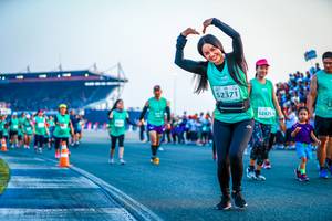 BIB: 52371, 52425
                            <button type="button" onclick="openModal(10563148)" class="btn btn-primary btn-sm float-right btn-popup" data-toggle="modal" data-target=".modal-high-quality">
                        <i class="fas fa-shopping-cart"></i> Add to Cart
                    </button>
                                            <button type="button" onclick="isThisMe(10563148, true)" class="btn btn-success btn-sm float-right btn-popup btn-isme hidden" data-toggle="tooltip" data-placement="bottom" title="นี่คือรูปของคุณใช่ไหม คลิกที่นี่เพื่อเอาเข้าอัลบั้ม">
                        <i class="fas fa-plus"></i> Add to album
                    </button>
                    <button type="button" onclick="isThisMe(10563148, false)" class="btn btn-warning btn-sm float-right btn-popup btn-isnotme hidden">
                        <i class="fas fa-ban"></i> Remove from album
                    </button>