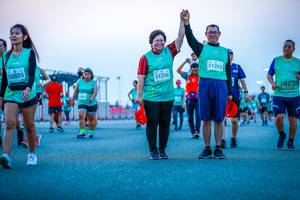 BIB: 51293, 50805, 51356, 50321
                            <button type="button" onclick="openModal(10568505)" class="btn btn-primary btn-sm float-right btn-popup" data-toggle="modal" data-target=".modal-high-quality">
                        <i class="fas fa-shopping-cart"></i> Add to Cart
                    </button>
                                            <button type="button" onclick="isThisMe(10568505, true)" class="btn btn-success btn-sm float-right btn-popup btn-isme hidden" data-toggle="tooltip" data-placement="bottom" title="นี่คือรูปของคุณใช่ไหม คลิกที่นี่เพื่อเอาเข้าอัลบั้ม">
                        <i class="fas fa-plus"></i> Add to album
                    </button>
                    <button type="button" onclick="isThisMe(10568505, false)" class="btn btn-warning btn-sm float-right btn-popup btn-isnotme hidden">
                        <i class="fas fa-ban"></i> Remove from album
                    </button>