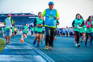 BIB: 51615
                            <button type="button" onclick="openModal(10561753)" class="btn btn-primary btn-sm float-right btn-popup" data-toggle="modal" data-target=".modal-high-quality">
                        <i class="fas fa-shopping-cart"></i> Add to Cart
                    </button>
                                            <button type="button" onclick="isThisMe(10561753, true)" class="btn btn-success btn-sm float-right btn-popup btn-isme hidden" data-toggle="tooltip" data-placement="bottom" title="นี่คือรูปของคุณใช่ไหม คลิกที่นี่เพื่อเอาเข้าอัลบั้ม">
                        <i class="fas fa-plus"></i> Add to album
                    </button>
                    <button type="button" onclick="isThisMe(10561753, false)" class="btn btn-warning btn-sm float-right btn-popup btn-isnotme hidden">
                        <i class="fas fa-ban"></i> Remove from album
                    </button>