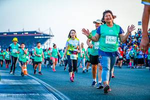 BIB: 53262, 506
                            <button type="button" onclick="openModal(10562458)" class="btn btn-primary btn-sm float-right btn-popup" data-toggle="modal" data-target=".modal-high-quality">
                        <i class="fas fa-shopping-cart"></i> Add to Cart
                    </button>
                                            <button type="button" onclick="isThisMe(10562458, true)" class="btn btn-success btn-sm float-right btn-popup btn-isme hidden" data-toggle="tooltip" data-placement="bottom" title="นี่คือรูปของคุณใช่ไหม คลิกที่นี่เพื่อเอาเข้าอัลบั้ม">
                        <i class="fas fa-plus"></i> Add to album
                    </button>
                    <button type="button" onclick="isThisMe(10562458, false)" class="btn btn-warning btn-sm float-right btn-popup btn-isnotme hidden">
                        <i class="fas fa-ban"></i> Remove from album
                    </button>