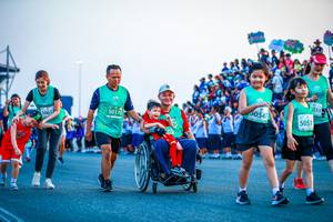 BIB: 033, 0547, 5017, 5051, 061
                            <button type="button" onclick="openModal(10564008)" class="btn btn-primary btn-sm float-right btn-popup" data-toggle="modal" data-target=".modal-high-quality">
                        <i class="fas fa-shopping-cart"></i> Add to Cart
                    </button>
                                            <button type="button" onclick="isThisMe(10564008, true)" class="btn btn-success btn-sm float-right btn-popup btn-isme hidden" data-toggle="tooltip" data-placement="bottom" title="นี่คือรูปของคุณใช่ไหม คลิกที่นี่เพื่อเอาเข้าอัลบั้ม">
                        <i class="fas fa-plus"></i> Add to album
                    </button>
                    <button type="button" onclick="isThisMe(10564008, false)" class="btn btn-warning btn-sm float-right btn-popup btn-isnotme hidden">
                        <i class="fas fa-ban"></i> Remove from album
                    </button>