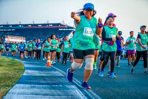 BIB: 53225
                            <button type="button" onclick="openModal(10561431)" class="btn btn-primary btn-sm float-right btn-popup" data-toggle="modal" data-target=".modal-high-quality">
                        <i class="fas fa-shopping-cart"></i> Add to Cart
                    </button>
                                            <button type="button" onclick="isThisMe(10561431, true)" class="btn btn-success btn-sm float-right btn-popup btn-isme hidden" data-toggle="tooltip" data-placement="bottom" title="นี่คือรูปของคุณใช่ไหม คลิกที่นี่เพื่อเอาเข้าอัลบั้ม">
                        <i class="fas fa-plus"></i> Add to album
                    </button>
                    <button type="button" onclick="isThisMe(10561431, false)" class="btn btn-warning btn-sm float-right btn-popup btn-isnotme hidden">
                        <i class="fas fa-ban"></i> Remove from album
                    </button>