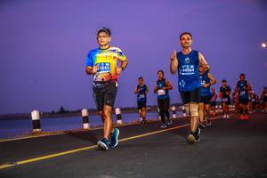BIB: 41845, 44964
                            <button type="button" onclick="openModal(11049873)" class="btn btn-primary btn-sm float-right btn-popup" data-toggle="modal" data-target=".modal-high-quality">
                        <i class="fas fa-shopping-cart"></i> Add to Cart
                    </button>
                                            <button type="button" onclick="isThisMe(11049873, true)" class="btn btn-success btn-sm float-right btn-popup btn-isme hidden" data-toggle="tooltip" data-placement="bottom" title="นี่คือรูปของคุณใช่ไหม คลิกที่นี่เพื่อเอาเข้าอัลบั้ม">
                        <i class="fas fa-plus"></i> Add to album
                    </button>
                    <button type="button" onclick="isThisMe(11049873, false)" class="btn btn-warning btn-sm float-right btn-popup btn-isnotme hidden">
                        <i class="fas fa-ban"></i> Remove from album
                    </button>