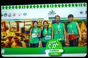 BIB: 5249, 53112, 4554
                            <button type="button" onclick="openModal(10551424)" class="btn btn-primary btn-sm float-right btn-popup" data-toggle="modal" data-target=".modal-high-quality">
                        <i class="fas fa-shopping-cart"></i> Add to Cart
                    </button>
                                            <button type="button" onclick="isThisMe(10551424, true)" class="btn btn-success btn-sm float-right btn-popup btn-isme hidden" data-toggle="tooltip" data-placement="bottom" title="นี่คือรูปของคุณใช่ไหม คลิกที่นี่เพื่อเอาเข้าอัลบั้ม">
                        <i class="fas fa-plus"></i> Add to album
                    </button>
                    <button type="button" onclick="isThisMe(10551424, false)" class="btn btn-warning btn-sm float-right btn-popup btn-isnotme hidden">
                        <i class="fas fa-ban"></i> Remove from album
                    </button>