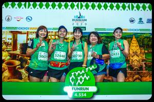 BIB: 52433, 52448, 50677, 50700, 4554
                            <button type="button" onclick="openModal(10551122)" class="btn btn-primary btn-sm float-right btn-popup" data-toggle="modal" data-target=".modal-high-quality">
                        <i class="fas fa-shopping-cart"></i> Add to Cart
                    </button>
                                            <button type="button" onclick="isThisMe(10551122, true)" class="btn btn-success btn-sm float-right btn-popup btn-isme hidden" data-toggle="tooltip" data-placement="bottom" title="นี่คือรูปของคุณใช่ไหม คลิกที่นี่เพื่อเอาเข้าอัลบั้ม">
                        <i class="fas fa-plus"></i> Add to album
                    </button>
                    <button type="button" onclick="isThisMe(10551122, false)" class="btn btn-warning btn-sm float-right btn-popup btn-isnotme hidden">
                        <i class="fas fa-ban"></i> Remove from album
                    </button>