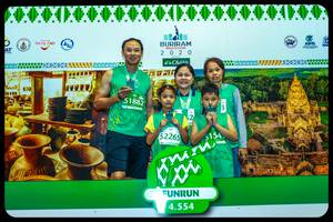 BIB: 00000, 000000, 51882, 52265, 5154, 4554
                            <button type="button" onclick="openModal(10551339)" class="btn btn-primary btn-sm float-right btn-popup" data-toggle="modal" data-target=".modal-high-quality">
                        <i class="fas fa-shopping-cart"></i> Add to Cart
                    </button>
                                            <button type="button" onclick="isThisMe(10551339, true)" class="btn btn-success btn-sm float-right btn-popup btn-isme hidden" data-toggle="tooltip" data-placement="bottom" title="นี่คือรูปของคุณใช่ไหม คลิกที่นี่เพื่อเอาเข้าอัลบั้ม">
                        <i class="fas fa-plus"></i> Add to album
                    </button>
                    <button type="button" onclick="isThisMe(10551339, false)" class="btn btn-warning btn-sm float-right btn-popup btn-isnotme hidden">
                        <i class="fas fa-ban"></i> Remove from album
                    </button>