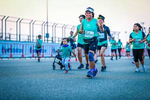 BIB: 52959, 0696, 252
                            <button type="button" onclick="openModal(10564248)" class="btn btn-primary btn-sm float-right btn-popup" data-toggle="modal" data-target=".modal-high-quality">
                        <i class="fas fa-shopping-cart"></i> Add to Cart
                    </button>
                                            <button type="button" onclick="isThisMe(10564248, true)" class="btn btn-success btn-sm float-right btn-popup btn-isme hidden" data-toggle="tooltip" data-placement="bottom" title="นี่คือรูปของคุณใช่ไหม คลิกที่นี่เพื่อเอาเข้าอัลบั้ม">
                        <i class="fas fa-plus"></i> Add to album
                    </button>
                    <button type="button" onclick="isThisMe(10564248, false)" class="btn btn-warning btn-sm float-right btn-popup btn-isnotme hidden">
                        <i class="fas fa-ban"></i> Remove from album
                    </button>