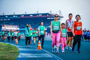 BIB: 5253, 50669, 508
                            <button type="button" onclick="openModal(10563321)" class="btn btn-primary btn-sm float-right btn-popup" data-toggle="modal" data-target=".modal-high-quality">
                        <i class="fas fa-shopping-cart"></i> Add to Cart
                    </button>
                                            <button type="button" onclick="isThisMe(10563321, true)" class="btn btn-success btn-sm float-right btn-popup btn-isme hidden" data-toggle="tooltip" data-placement="bottom" title="นี่คือรูปของคุณใช่ไหม คลิกที่นี่เพื่อเอาเข้าอัลบั้ม">
                        <i class="fas fa-plus"></i> Add to album
                    </button>
                    <button type="button" onclick="isThisMe(10563321, false)" class="btn btn-warning btn-sm float-right btn-popup btn-isnotme hidden">
                        <i class="fas fa-ban"></i> Remove from album
                    </button>