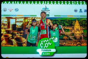 BIB: 51888, 2261, 4554
                            <button type="button" onclick="openModal(10551286)" class="btn btn-primary btn-sm float-right btn-popup" data-toggle="modal" data-target=".modal-high-quality">
                        <i class="fas fa-shopping-cart"></i> Add to Cart
                    </button>
                                            <button type="button" onclick="isThisMe(10551286, true)" class="btn btn-success btn-sm float-right btn-popup btn-isme hidden" data-toggle="tooltip" data-placement="bottom" title="นี่คือรูปของคุณใช่ไหม คลิกที่นี่เพื่อเอาเข้าอัลบั้ม">
                        <i class="fas fa-plus"></i> Add to album
                    </button>
                    <button type="button" onclick="isThisMe(10551286, false)" class="btn btn-warning btn-sm float-right btn-popup btn-isnotme hidden">
                        <i class="fas fa-ban"></i> Remove from album
                    </button>