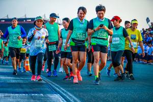 BIB: 72327, 72326, 504, 0809, 5315, 325, 51744, 3441
                            <button type="button" onclick="openModal(10560732)" class="btn btn-primary btn-sm float-right btn-popup" data-toggle="modal" data-target=".modal-high-quality">
                        <i class="fas fa-shopping-cart"></i> Add to Cart
                    </button>
                                            <button type="button" onclick="isThisMe(10560732, true)" class="btn btn-success btn-sm float-right btn-popup btn-isme hidden" data-toggle="tooltip" data-placement="bottom" title="นี่คือรูปของคุณใช่ไหม คลิกที่นี่เพื่อเอาเข้าอัลบั้ม">
                        <i class="fas fa-plus"></i> Add to album
                    </button>
                    <button type="button" onclick="isThisMe(10560732, false)" class="btn btn-warning btn-sm float-right btn-popup btn-isnotme hidden">
                        <i class="fas fa-ban"></i> Remove from album
                    </button>