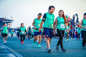 BIB: 5222, 517, 242
                            <button type="button" onclick="openModal(10562870)" class="btn btn-primary btn-sm float-right btn-popup" data-toggle="modal" data-target=".modal-high-quality">
                        <i class="fas fa-shopping-cart"></i> Add to Cart
                    </button>
                                            <button type="button" onclick="isThisMe(10562870, true)" class="btn btn-success btn-sm float-right btn-popup btn-isme hidden" data-toggle="tooltip" data-placement="bottom" title="นี่คือรูปของคุณใช่ไหม คลิกที่นี่เพื่อเอาเข้าอัลบั้ม">
                        <i class="fas fa-plus"></i> Add to album
                    </button>
                    <button type="button" onclick="isThisMe(10562870, false)" class="btn btn-warning btn-sm float-right btn-popup btn-isnotme hidden">
                        <i class="fas fa-ban"></i> Remove from album
                    </button>