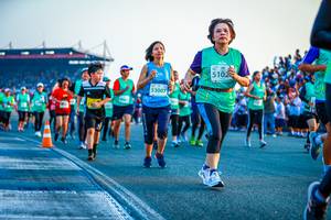 BIB: 510, 53007
                            <button type="button" onclick="openModal(10560587)" class="btn btn-primary btn-sm float-right btn-popup" data-toggle="modal" data-target=".modal-high-quality">
                        <i class="fas fa-shopping-cart"></i> Add to Cart
                    </button>
                                            <button type="button" onclick="isThisMe(10560587, true)" class="btn btn-success btn-sm float-right btn-popup btn-isme hidden" data-toggle="tooltip" data-placement="bottom" title="นี่คือรูปของคุณใช่ไหม คลิกที่นี่เพื่อเอาเข้าอัลบั้ม">
                        <i class="fas fa-plus"></i> Add to album
                    </button>
                    <button type="button" onclick="isThisMe(10560587, false)" class="btn btn-warning btn-sm float-right btn-popup btn-isnotme hidden">
                        <i class="fas fa-ban"></i> Remove from album
                    </button>