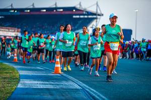 BIB: 31264, 52533, 225
                            <button type="button" onclick="openModal(10561614)" class="btn btn-primary btn-sm float-right btn-popup" data-toggle="modal" data-target=".modal-high-quality">
                        <i class="fas fa-shopping-cart"></i> Add to Cart
                    </button>
                                            <button type="button" onclick="isThisMe(10561614, true)" class="btn btn-success btn-sm float-right btn-popup btn-isme hidden" data-toggle="tooltip" data-placement="bottom" title="นี่คือรูปของคุณใช่ไหม คลิกที่นี่เพื่อเอาเข้าอัลบั้ม">
                        <i class="fas fa-plus"></i> Add to album
                    </button>
                    <button type="button" onclick="isThisMe(10561614, false)" class="btn btn-warning btn-sm float-right btn-popup btn-isnotme hidden">
                        <i class="fas fa-ban"></i> Remove from album
                    </button>