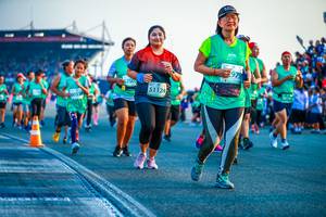 BIB: 979, 62502, 51124
                            <button type="button" onclick="openModal(10559654)" class="btn btn-primary btn-sm float-right btn-popup" data-toggle="modal" data-target=".modal-high-quality">
                        <i class="fas fa-shopping-cart"></i> Add to Cart
                    </button>
                                            <button type="button" onclick="isThisMe(10559654, true)" class="btn btn-success btn-sm float-right btn-popup btn-isme hidden" data-toggle="tooltip" data-placement="bottom" title="นี่คือรูปของคุณใช่ไหม คลิกที่นี่เพื่อเอาเข้าอัลบั้ม">
                        <i class="fas fa-plus"></i> Add to album
                    </button>
                    <button type="button" onclick="isThisMe(10559654, false)" class="btn btn-warning btn-sm float-right btn-popup btn-isnotme hidden">
                        <i class="fas fa-ban"></i> Remove from album
                    </button>