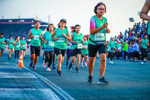 BIB: 50801, 32498, 1121
                            <button type="button" onclick="openModal(10559786)" class="btn btn-primary btn-sm float-right btn-popup" data-toggle="modal" data-target=".modal-high-quality">
                        <i class="fas fa-shopping-cart"></i> Add to Cart
                    </button>
                                            <button type="button" onclick="isThisMe(10559786, true)" class="btn btn-success btn-sm float-right btn-popup btn-isme hidden" data-toggle="tooltip" data-placement="bottom" title="นี่คือรูปของคุณใช่ไหม คลิกที่นี่เพื่อเอาเข้าอัลบั้ม">
                        <i class="fas fa-plus"></i> Add to album
                    </button>
                    <button type="button" onclick="isThisMe(10559786, false)" class="btn btn-warning btn-sm float-right btn-popup btn-isnotme hidden">
                        <i class="fas fa-ban"></i> Remove from album
                    </button>