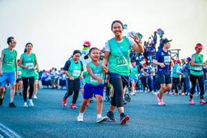 BIB: 817, 515, 642, 8339
                            <button type="button" onclick="openModal(10561924)" class="btn btn-primary btn-sm float-right btn-popup" data-toggle="modal" data-target=".modal-high-quality">
                        <i class="fas fa-shopping-cart"></i> Add to Cart
                    </button>
                                            <button type="button" onclick="isThisMe(10561924, true)" class="btn btn-success btn-sm float-right btn-popup btn-isme hidden" data-toggle="tooltip" data-placement="bottom" title="นี่คือรูปของคุณใช่ไหม คลิกที่นี่เพื่อเอาเข้าอัลบั้ม">
                        <i class="fas fa-plus"></i> Add to album
                    </button>
                    <button type="button" onclick="isThisMe(10561924, false)" class="btn btn-warning btn-sm float-right btn-popup btn-isnotme hidden">
                        <i class="fas fa-ban"></i> Remove from album
                    </button>