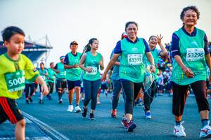 BIB: 83395, 53296, 5008
                            <button type="button" onclick="openModal(10561978)" class="btn btn-primary btn-sm float-right btn-popup" data-toggle="modal" data-target=".modal-high-quality">
                        <i class="fas fa-shopping-cart"></i> Add to Cart
                    </button>
                                            <button type="button" onclick="isThisMe(10561978, true)" class="btn btn-success btn-sm float-right btn-popup btn-isme hidden" data-toggle="tooltip" data-placement="bottom" title="นี่คือรูปของคุณใช่ไหม คลิกที่นี่เพื่อเอาเข้าอัลบั้ม">
                        <i class="fas fa-plus"></i> Add to album
                    </button>
                    <button type="button" onclick="isThisMe(10561978, false)" class="btn btn-warning btn-sm float-right btn-popup btn-isnotme hidden">
                        <i class="fas fa-ban"></i> Remove from album
                    </button>