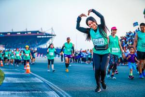 BIB: 52371, 2425
                            <button type="button" onclick="openModal(10563133)" class="btn btn-primary btn-sm float-right btn-popup" data-toggle="modal" data-target=".modal-high-quality">
                        <i class="fas fa-shopping-cart"></i> Add to Cart
                    </button>
                                            <button type="button" onclick="isThisMe(10563133, true)" class="btn btn-success btn-sm float-right btn-popup btn-isme hidden" data-toggle="tooltip" data-placement="bottom" title="นี่คือรูปของคุณใช่ไหม คลิกที่นี่เพื่อเอาเข้าอัลบั้ม">
                        <i class="fas fa-plus"></i> Add to album
                    </button>
                    <button type="button" onclick="isThisMe(10563133, false)" class="btn btn-warning btn-sm float-right btn-popup btn-isnotme hidden">
                        <i class="fas fa-ban"></i> Remove from album
                    </button>