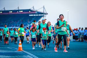 BIB: 52695, 5056, 1510
                            <button type="button" onclick="openModal(10563200)" class="btn btn-primary btn-sm float-right btn-popup" data-toggle="modal" data-target=".modal-high-quality">
                        <i class="fas fa-shopping-cart"></i> Add to Cart
                    </button>
                                            <button type="button" onclick="isThisMe(10563200, true)" class="btn btn-success btn-sm float-right btn-popup btn-isme hidden" data-toggle="tooltip" data-placement="bottom" title="นี่คือรูปของคุณใช่ไหม คลิกที่นี่เพื่อเอาเข้าอัลบั้ม">
                        <i class="fas fa-plus"></i> Add to album
                    </button>
                    <button type="button" onclick="isThisMe(10563200, false)" class="btn btn-warning btn-sm float-right btn-popup btn-isnotme hidden">
                        <i class="fas fa-ban"></i> Remove from album
                    </button>