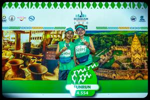 BIB: 52391, 2404, 4554
                            <button type="button" onclick="openModal(10550984)" class="btn btn-primary btn-sm float-right btn-popup" data-toggle="modal" data-target=".modal-high-quality">
                        <i class="fas fa-shopping-cart"></i> Add to Cart
                    </button>
                                            <button type="button" onclick="isThisMe(10550984, true)" class="btn btn-success btn-sm float-right btn-popup btn-isme hidden" data-toggle="tooltip" data-placement="bottom" title="นี่คือรูปของคุณใช่ไหม คลิกที่นี่เพื่อเอาเข้าอัลบั้ม">
                        <i class="fas fa-plus"></i> Add to album
                    </button>
                    <button type="button" onclick="isThisMe(10550984, false)" class="btn btn-warning btn-sm float-right btn-popup btn-isnotme hidden">
                        <i class="fas fa-ban"></i> Remove from album
                    </button>
