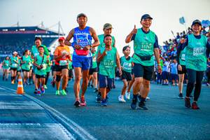 BIB: 51767, 53228, 51577, 50543
                            <button type="button" onclick="openModal(10560437)" class="btn btn-primary btn-sm float-right btn-popup" data-toggle="modal" data-target=".modal-high-quality">
                        <i class="fas fa-shopping-cart"></i> Add to Cart
                    </button>
                                            <button type="button" onclick="isThisMe(10560437, true)" class="btn btn-success btn-sm float-right btn-popup btn-isme hidden" data-toggle="tooltip" data-placement="bottom" title="นี่คือรูปของคุณใช่ไหม คลิกที่นี่เพื่อเอาเข้าอัลบั้ม">
                        <i class="fas fa-plus"></i> Add to album
                    </button>
                    <button type="button" onclick="isThisMe(10560437, false)" class="btn btn-warning btn-sm float-right btn-popup btn-isnotme hidden">
                        <i class="fas fa-ban"></i> Remove from album
                    </button>