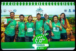 BIB: 50480, 500, 51139, 51741, 5009, 4554
                            <button type="button" onclick="openModal(10551365)" class="btn btn-primary btn-sm float-right btn-popup" data-toggle="modal" data-target=".modal-high-quality">
                        <i class="fas fa-shopping-cart"></i> Add to Cart
                    </button>
                                            <button type="button" onclick="isThisMe(10551365, true)" class="btn btn-success btn-sm float-right btn-popup btn-isme hidden" data-toggle="tooltip" data-placement="bottom" title="นี่คือรูปของคุณใช่ไหม คลิกที่นี่เพื่อเอาเข้าอัลบั้ม">
                        <i class="fas fa-plus"></i> Add to album
                    </button>
                    <button type="button" onclick="isThisMe(10551365, false)" class="btn btn-warning btn-sm float-right btn-popup btn-isnotme hidden">
                        <i class="fas fa-ban"></i> Remove from album
                    </button>
